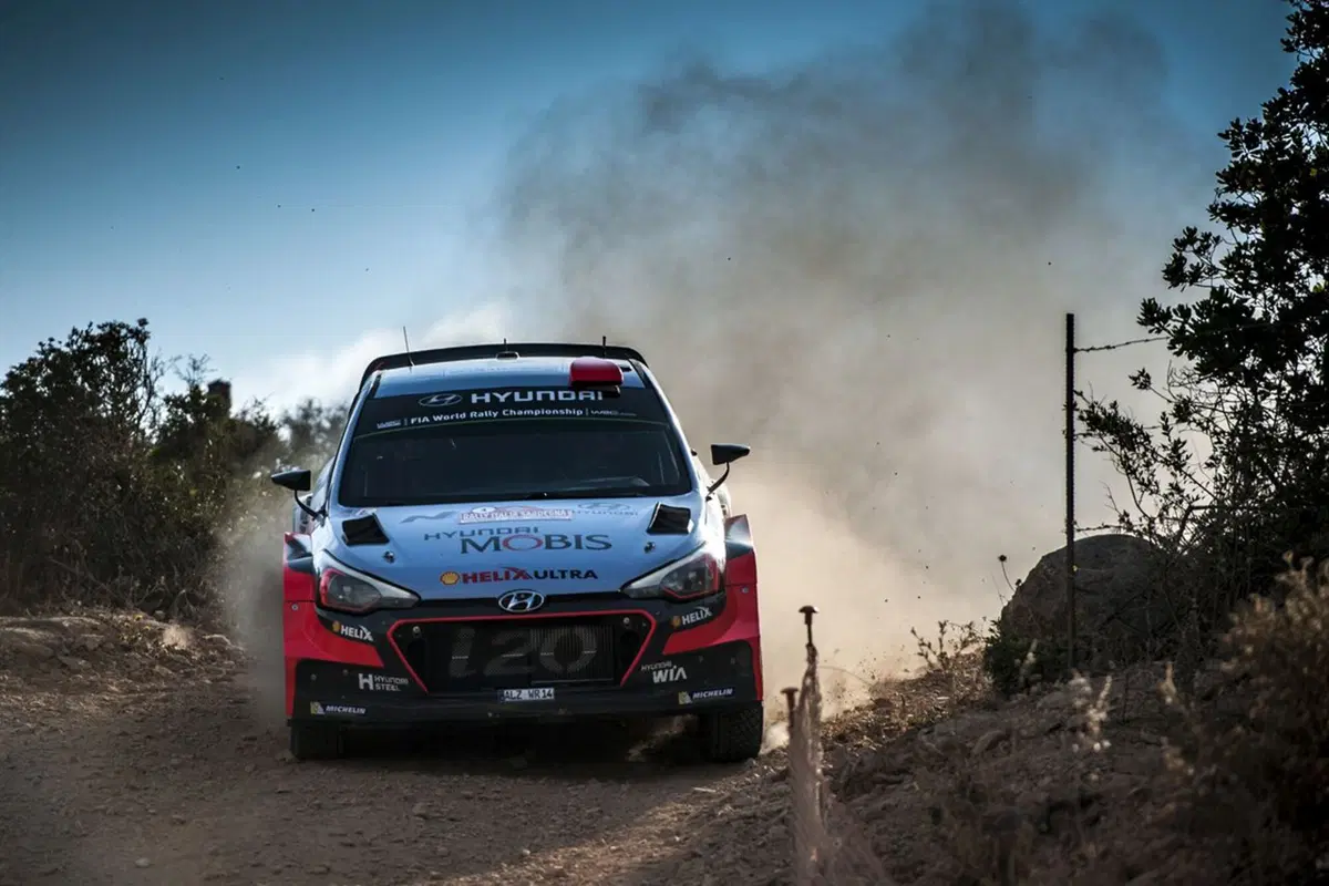 WRC16 Sardegna Italia, Marziani in Paradiso. Inizia Ogier (VW) (27)