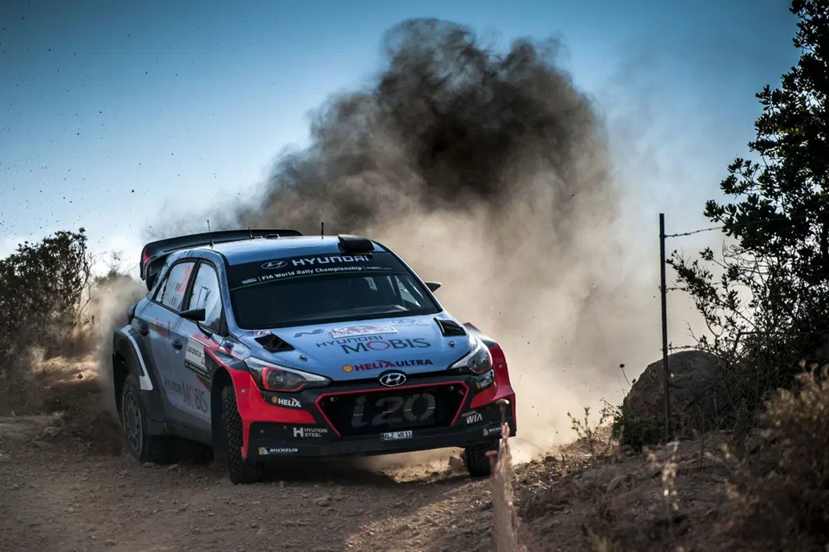 WRC16 Sardegna Italia, Marziani in Paradiso. Inizia Ogier (VW) (30)