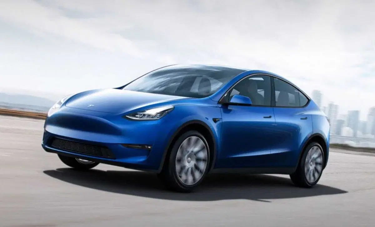 Tesla Model Y Long Range Dual Motor awd (25)