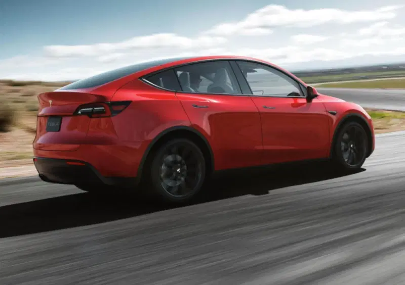 Tesla Model Y (2021-->>) (26)