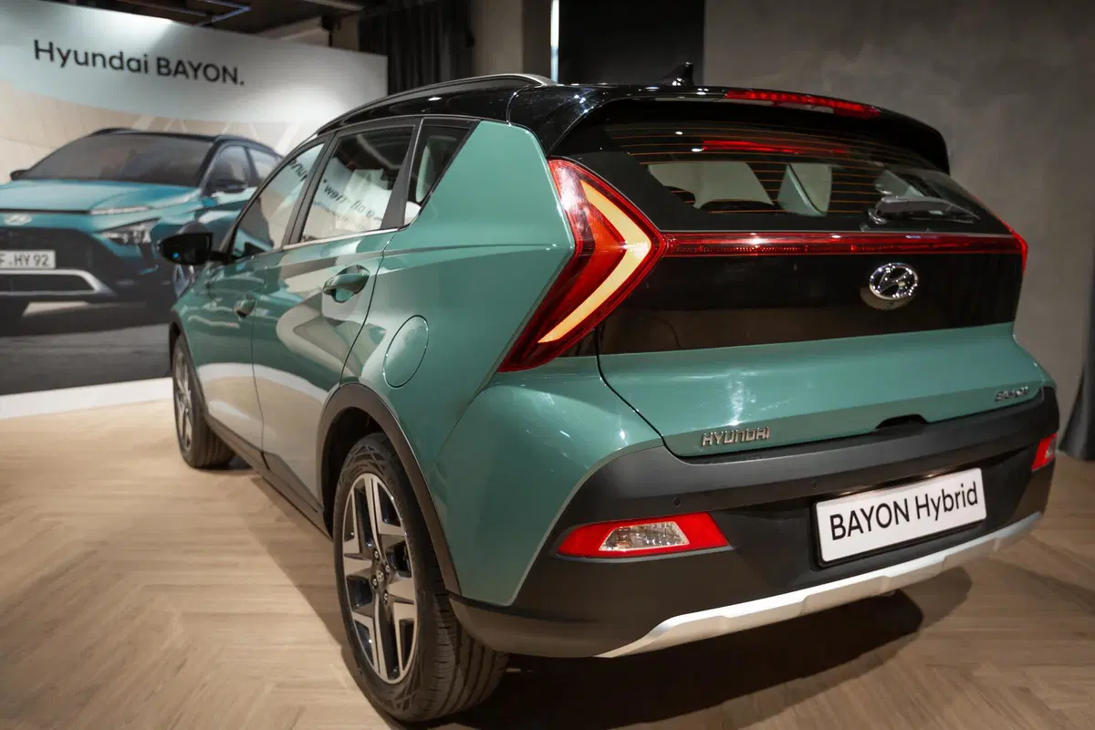 E' arrivato in Italia il nuovo piccolo SUV Hyundai, Bayon: costerà meno Kona [video] (6)