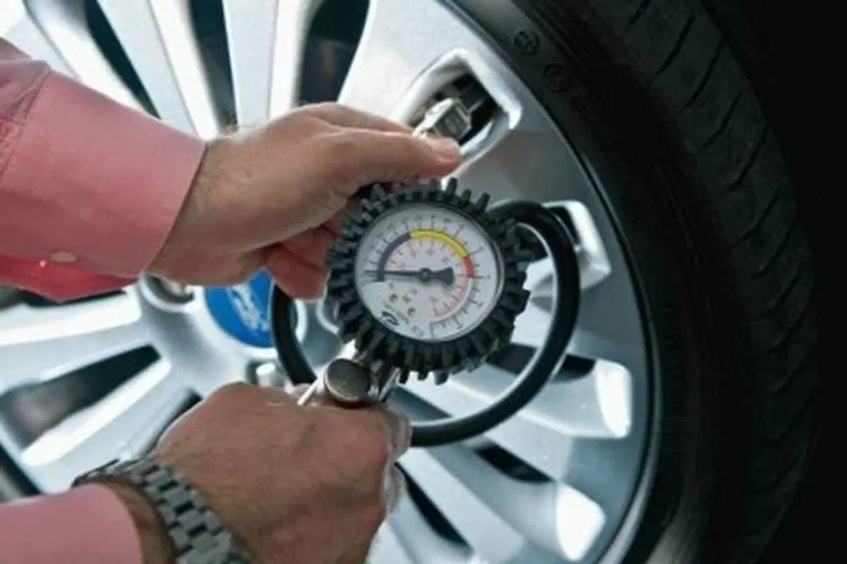 Primo cambio gomme auto 2021: via le invernali e sotto le estive [quando &egrave; d&rsquo;obbligo]