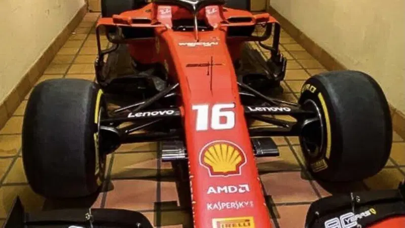 F1. Charles, c'&egrave; posta per te: la Ferrari recapita a Leclerc la SF90