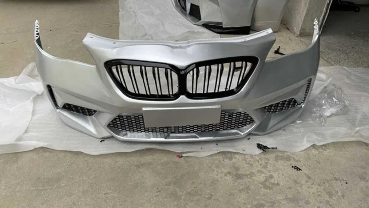 Il maxi doppio rene arriva anche per la Serie 5 E60 (6)