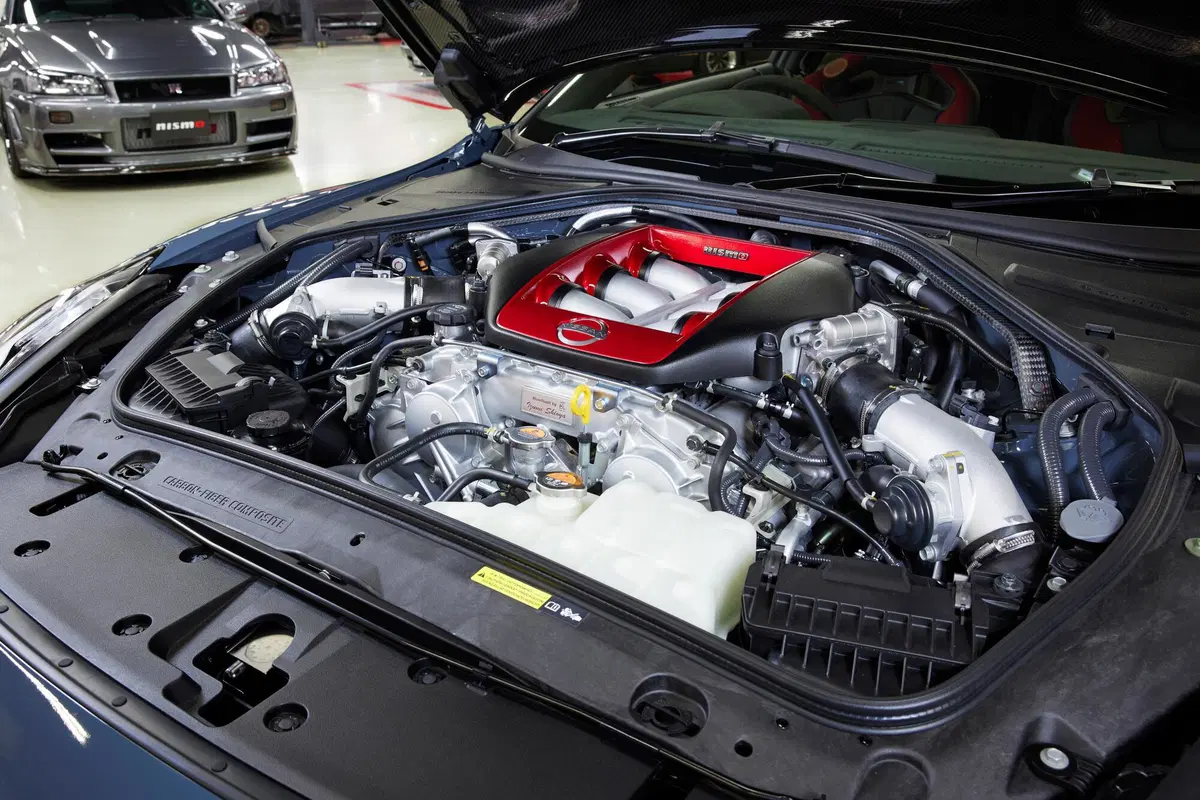 Nissan GT-R Nismo MY2022, chicca solo per il Giappone (4)