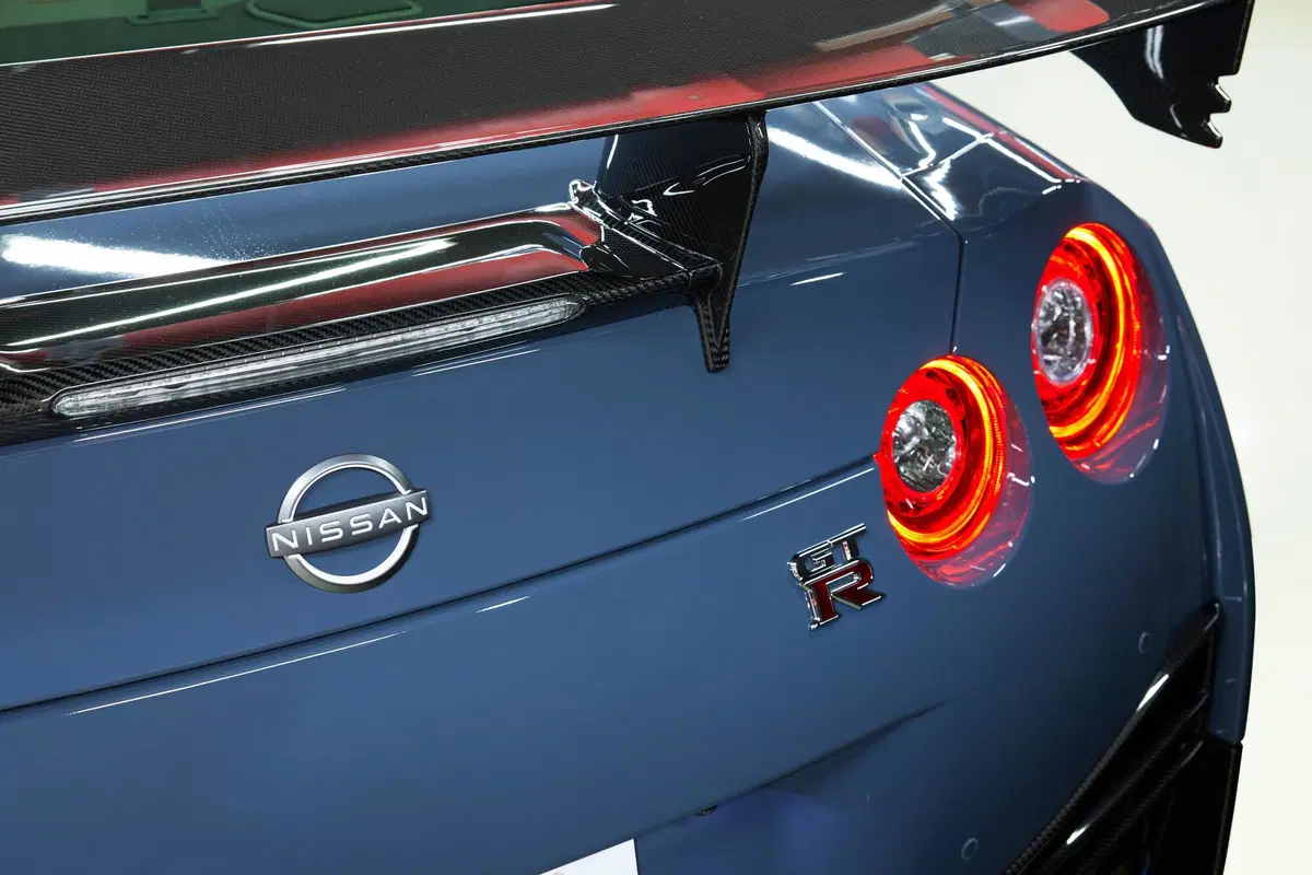 Nissan GT-R Nismo MY2022, chicca solo per il Giappone (7)