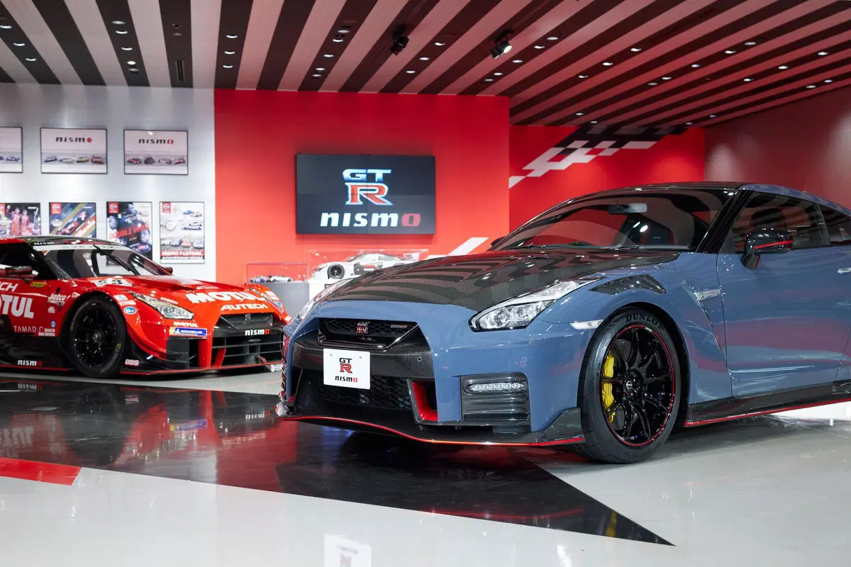 Nissan GT-R Nismo MY2022, chicca solo per il Giappone (8)