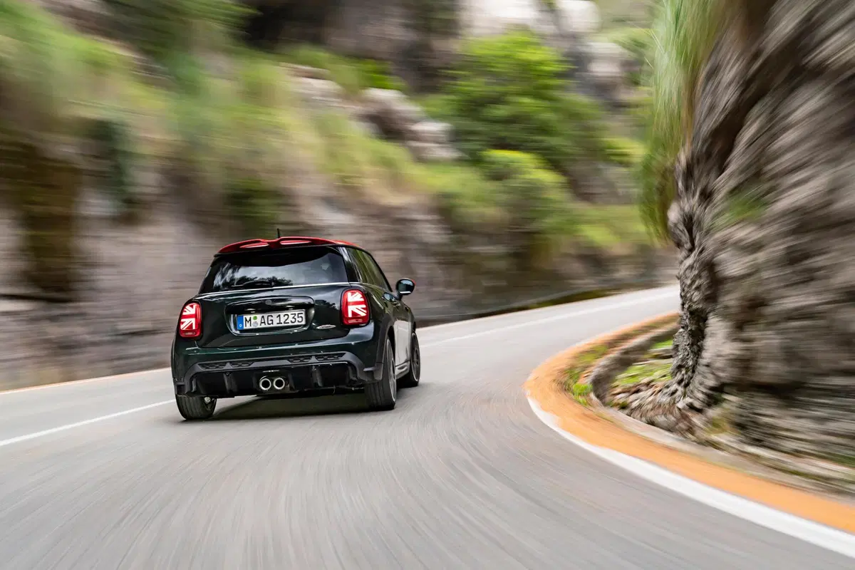Mini John Cooper Works, è tempo di restyling (11)
