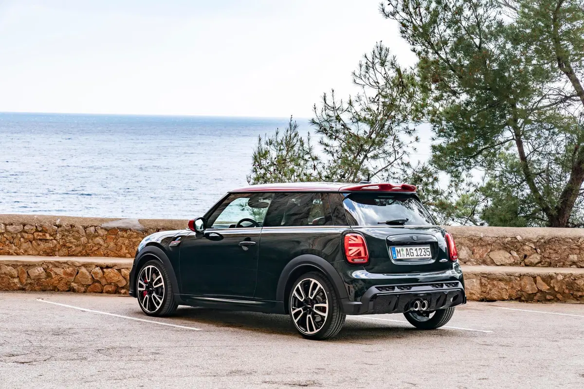 Mini John Cooper Works, è tempo di restyling (15)