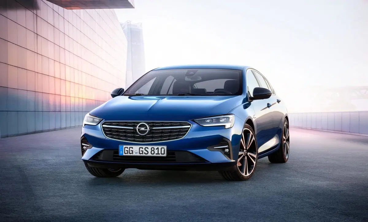 Opel Insignia 2.0 BiTurbo CDTI S&S AWD aut. Grand Sport GSi (12)