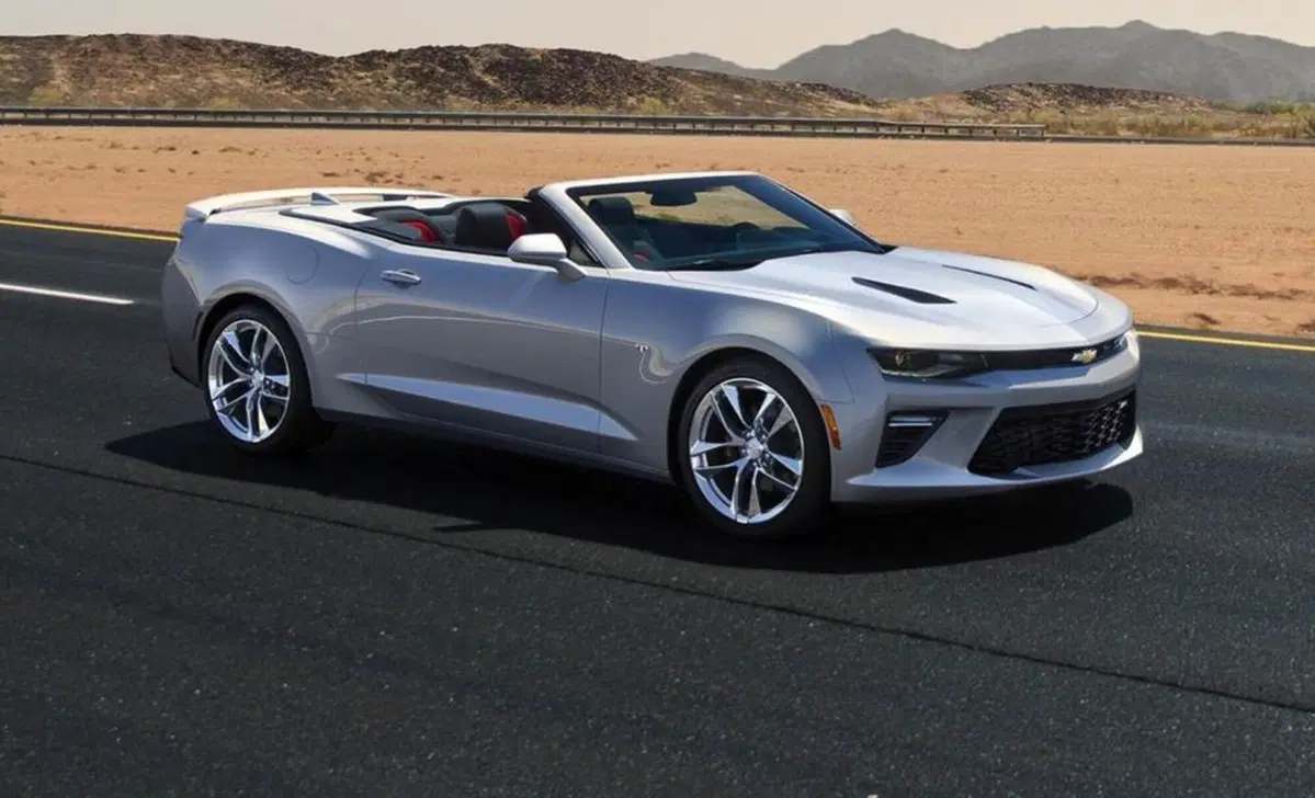 Chevrolet Camaro Cabrio (2016-->>) (23)