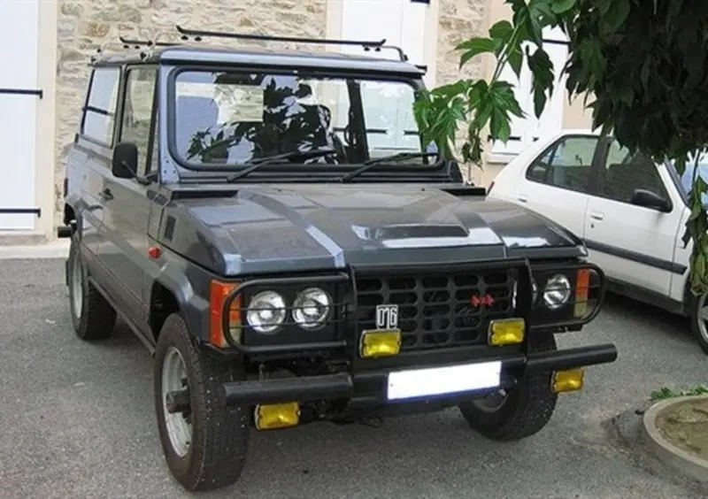 Aro Serie 10 (1981-93)