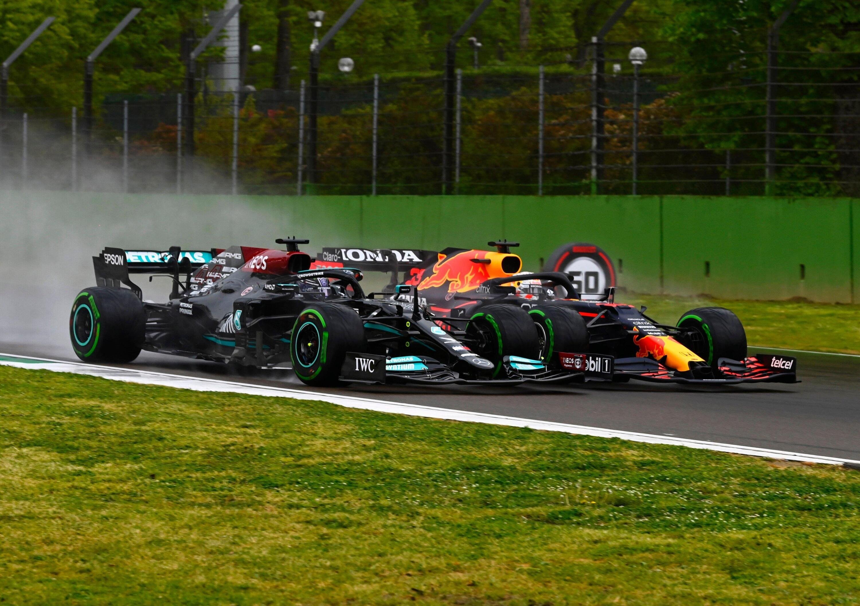 F1, GP Imola 2021: Verstappen-Hamilton, perfetti nella loro imperfezione
