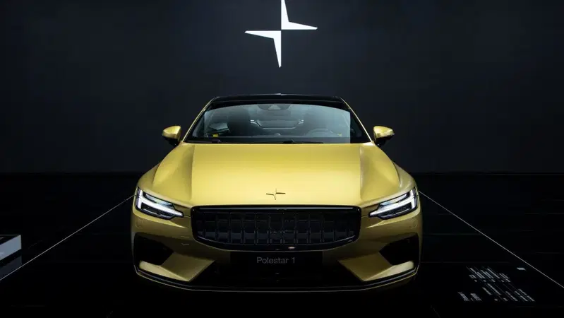 Sogni d&rsquo;oro: la Polestar 1 esce di produzione con una Gold Edition in 25 esemplari