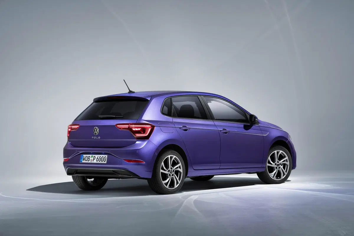 Prezzo, Allestimenti e Optional della nuova Volkswagen Polo restyling 2021: da 18K (senza spina e gasolio) (3)