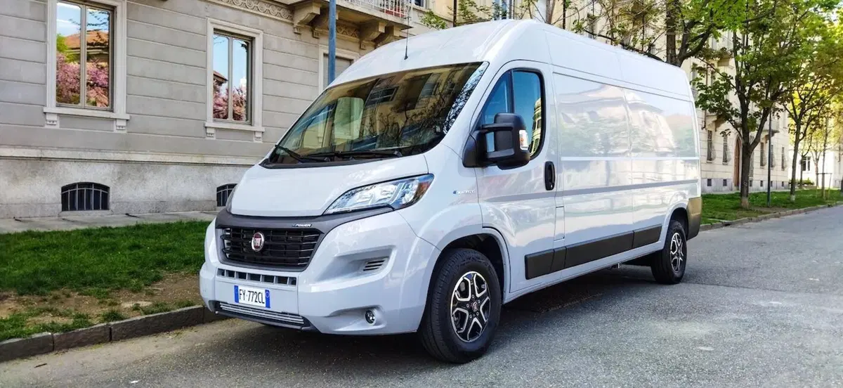 Fiat Professional E-Ducato, ecco l'urban specialist a zero emissioni (11)