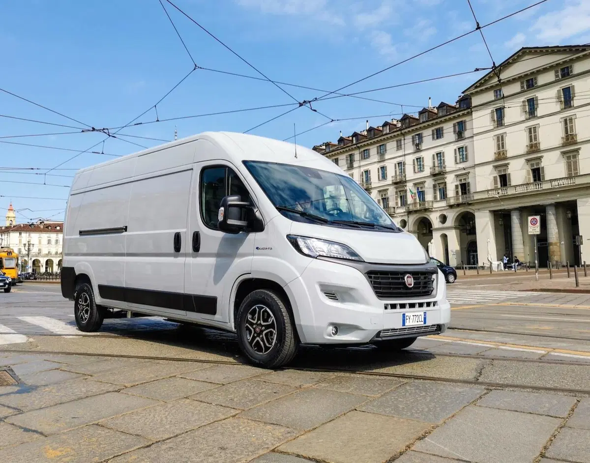 Fiat Professional E-Ducato, ecco l'urban specialist a zero emissioni (14)