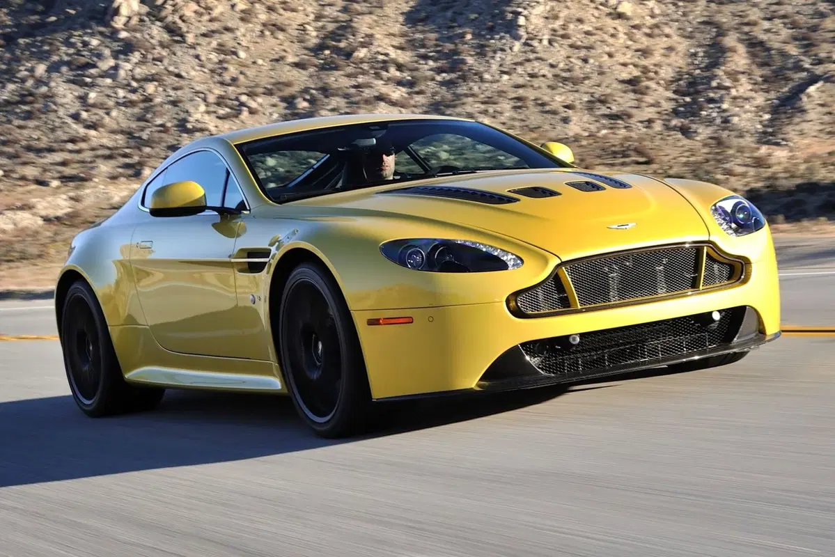 Aston Martin V12 Coupé Vantage S Coupé