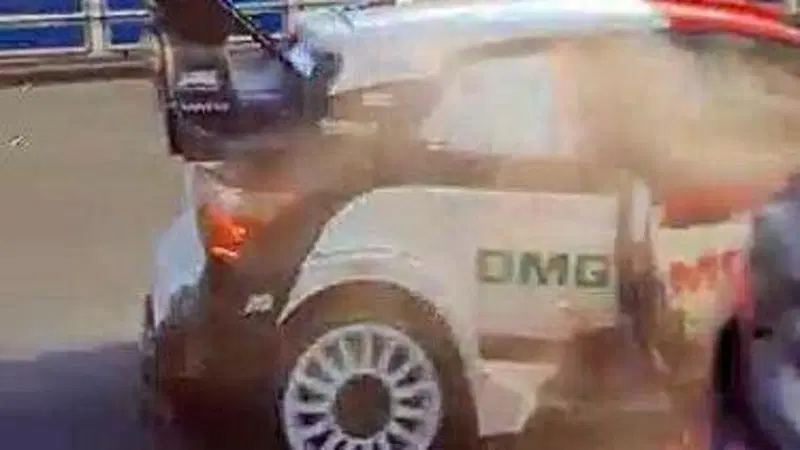 WRC 2021. Ogier. Piccolo incidente [Video]