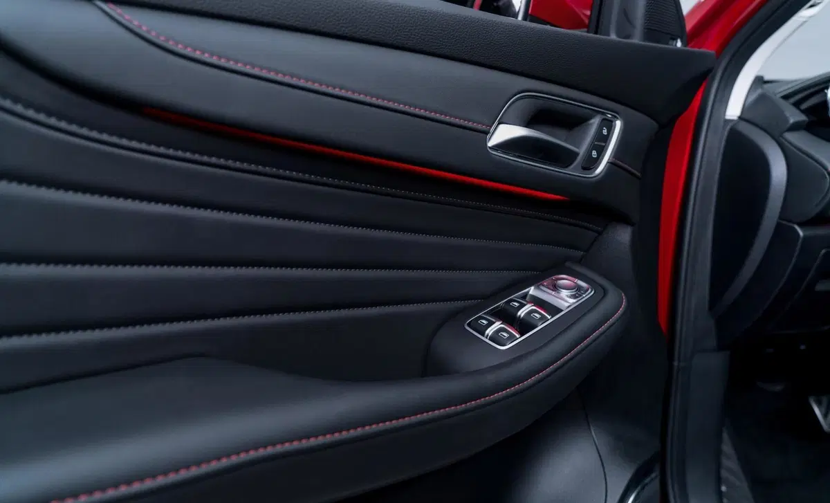 Mg EHS Plug-in Hybrid Exclusive (17)