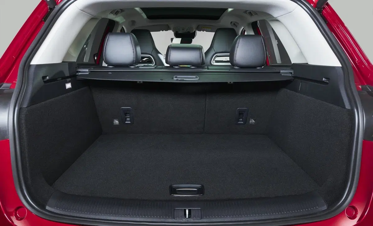 Mg EHS Plug-in Hybrid Exclusive (14)