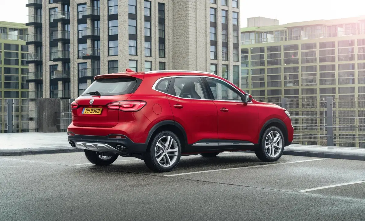 Mg EHS Plug-in Hybrid Exclusive (9)