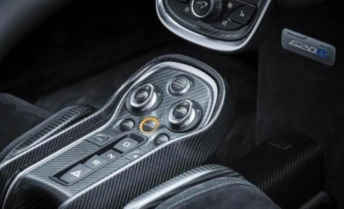 McLaren 620R (2019-22) (14)