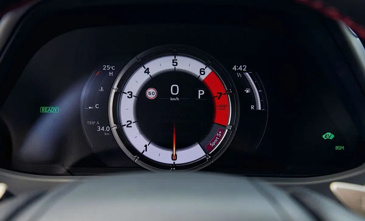 Lexus UX 300e 72,8kWh Luxury (39)