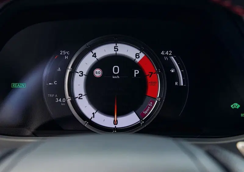 Lexus UX (2021-->>) (39)