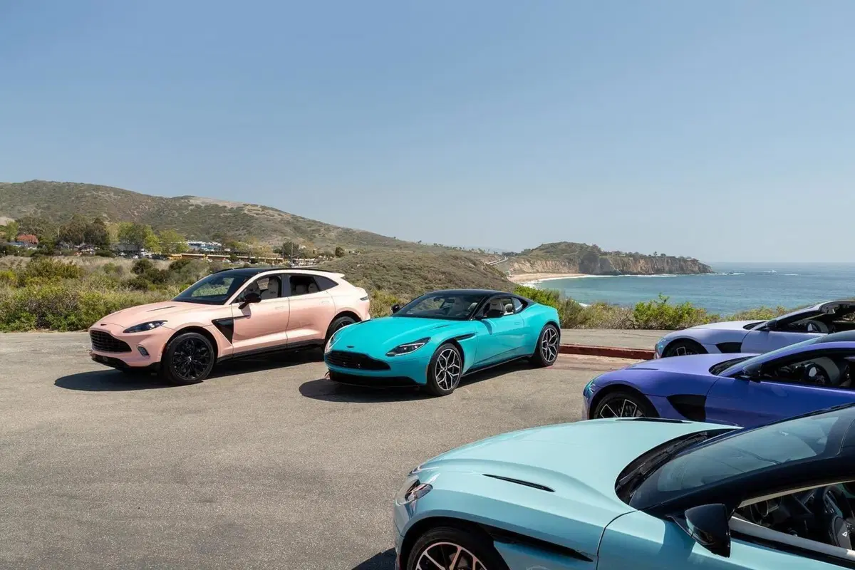 Aston Martin Pastel, l’edizione speciale per celebrare i colori della California