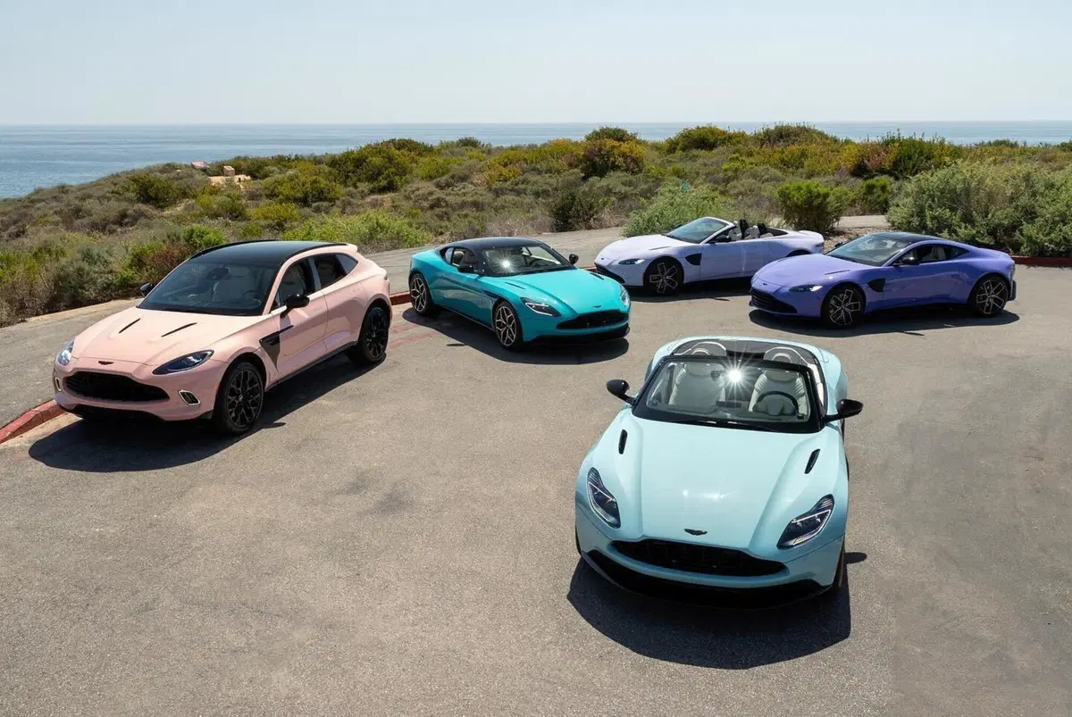 Aston Martin Pastel, l’edizione speciale per celebrare i colori della California (14)