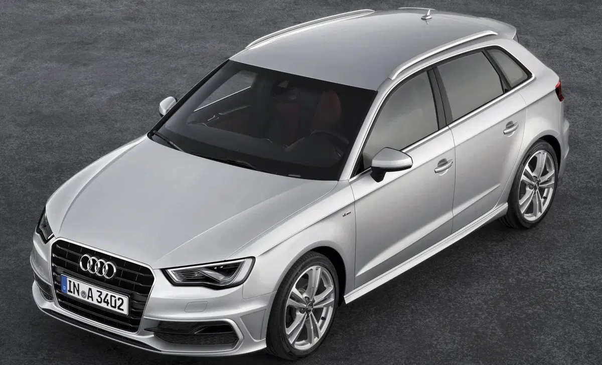 Audi A3 Sportback 30 TDI Admired (9)