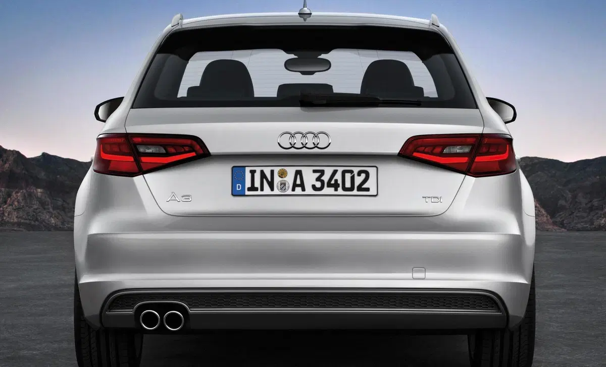 Audi A3 Sportback 30 TDI Admired (5)
