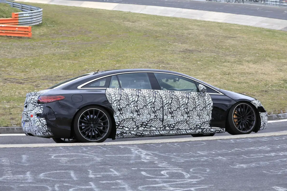 Mercedes-AMG EQS, le foto spia (7)