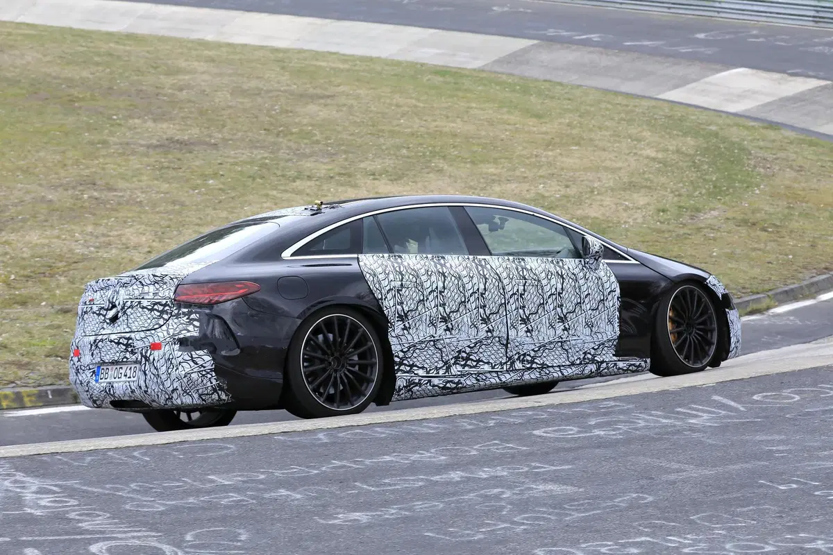 Mercedes-AMG EQS, le foto spia (8)