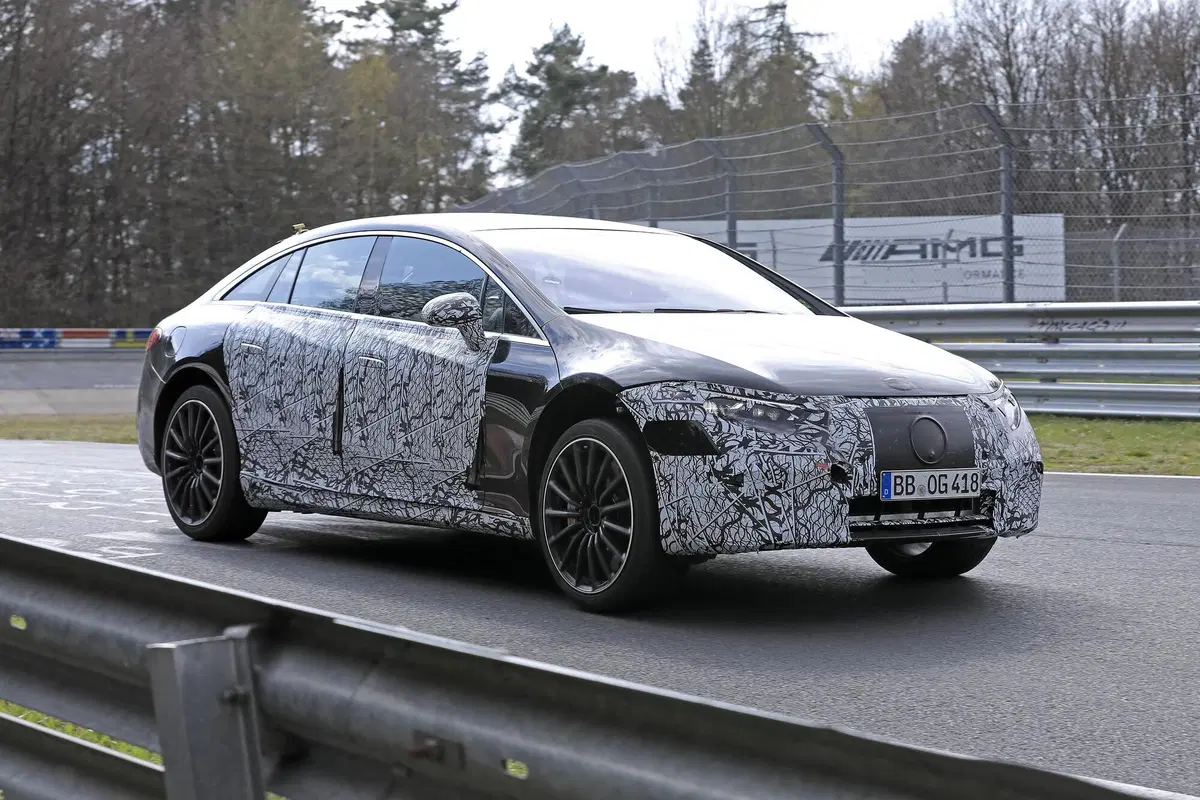 Mercedes-AMG EQS, le foto spia (9)