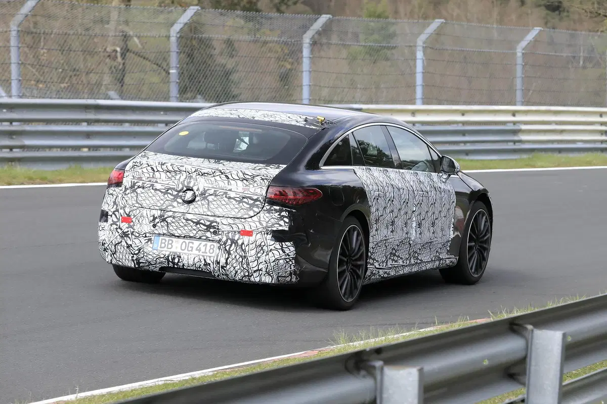 Mercedes-AMG EQS, le foto spia (13)