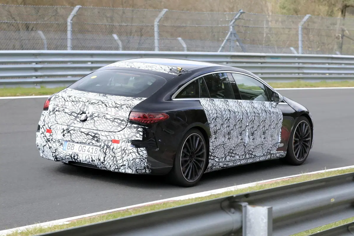Mercedes-AMG EQS, le foto spia (14)