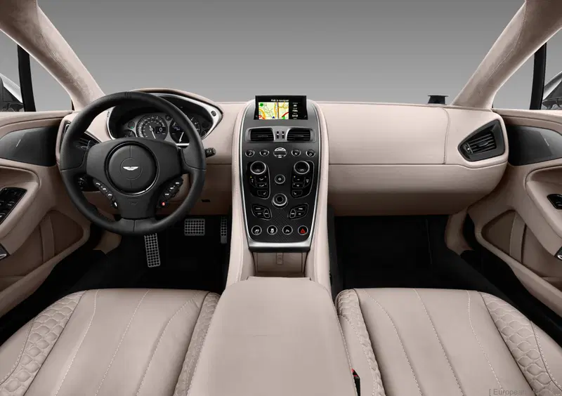 Aston Martin Vanquish (2012-20) (11)