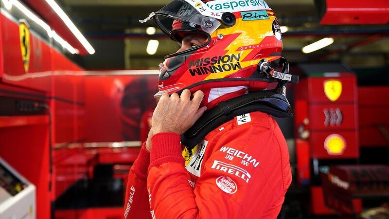 F1, Sainz dice di aver trovato qualcosa nella monoposto. Ma forse ha ritrovato se stesso