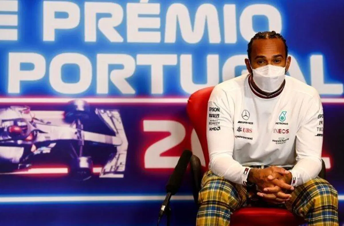 F1, GP Portogallo 2021, vince Hamilton (13)