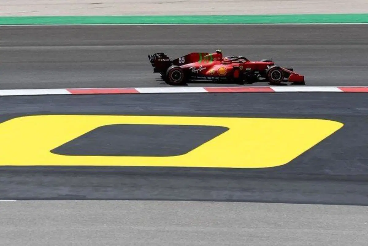 F1, GP Portogallo 2021, vince Hamilton (27)