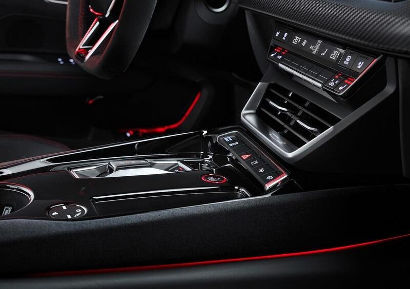 Audi RS e-Tron GT (2021->>) (18)