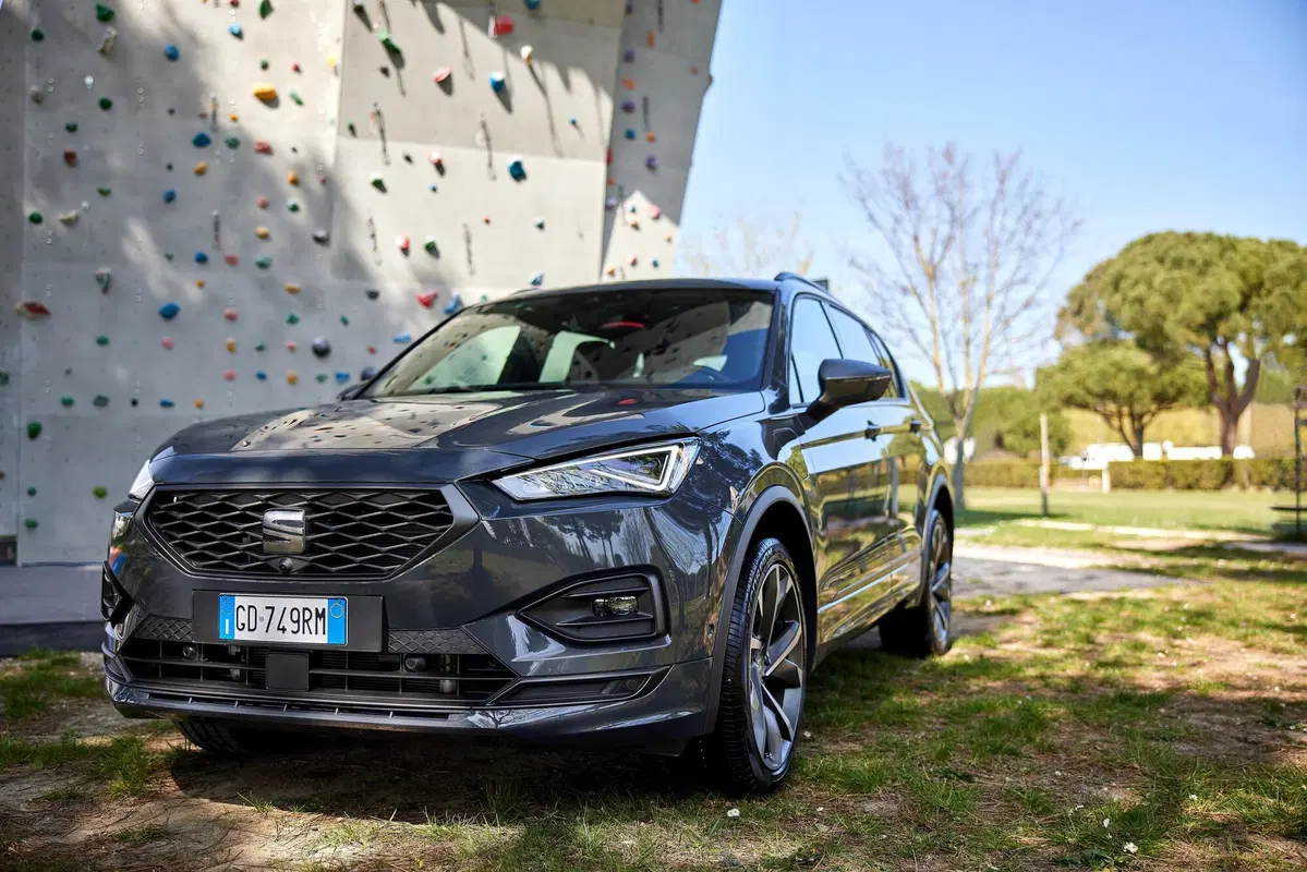 Nuovo Seat Tarraco PHEV (e-Hybrid): il SUV plug-in che non ti aspetti [245CV] (2)