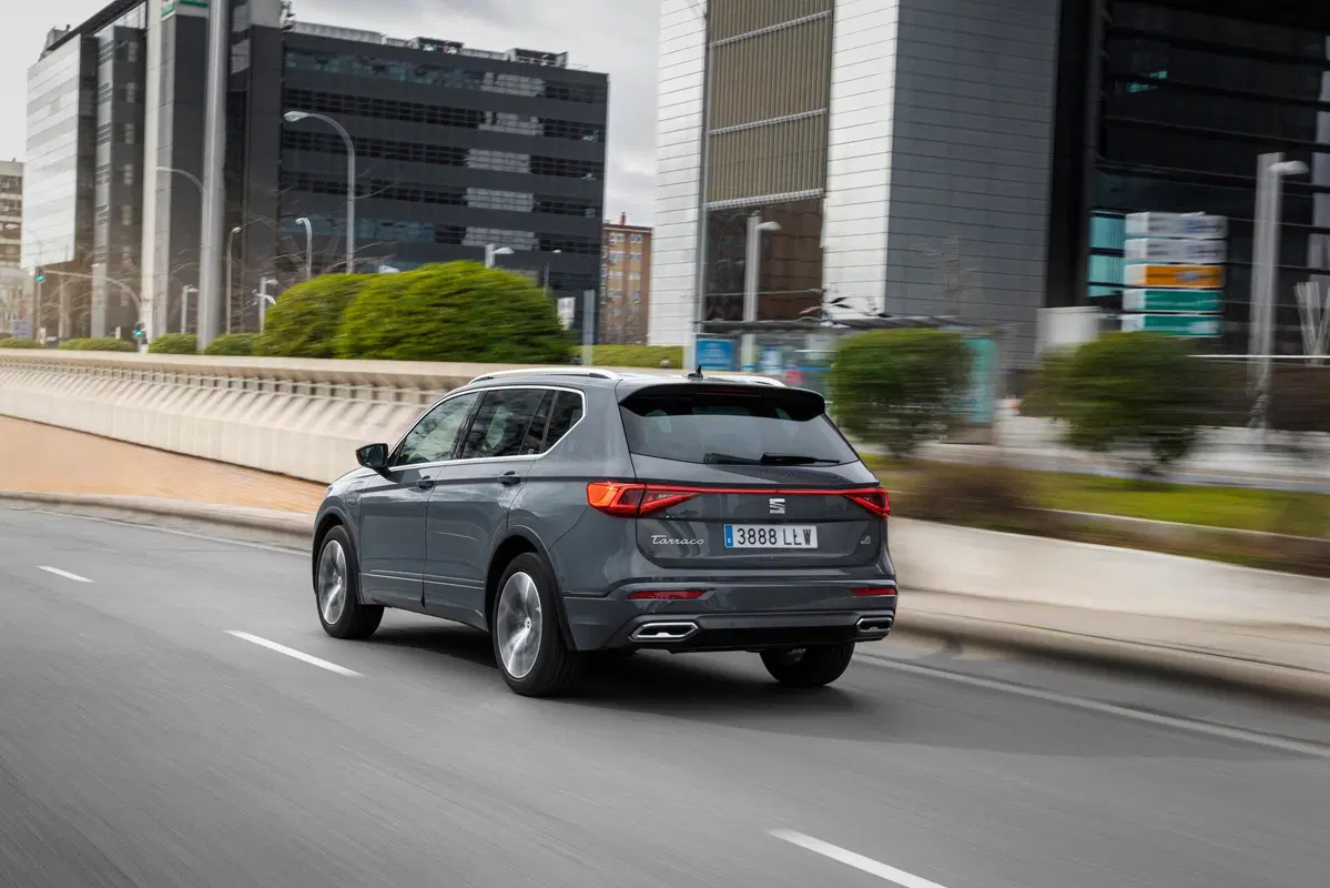 Nuovo Seat Tarraco PHEV (e-Hybrid): il SUV plug-in che non ti aspetti [245CV] (8)