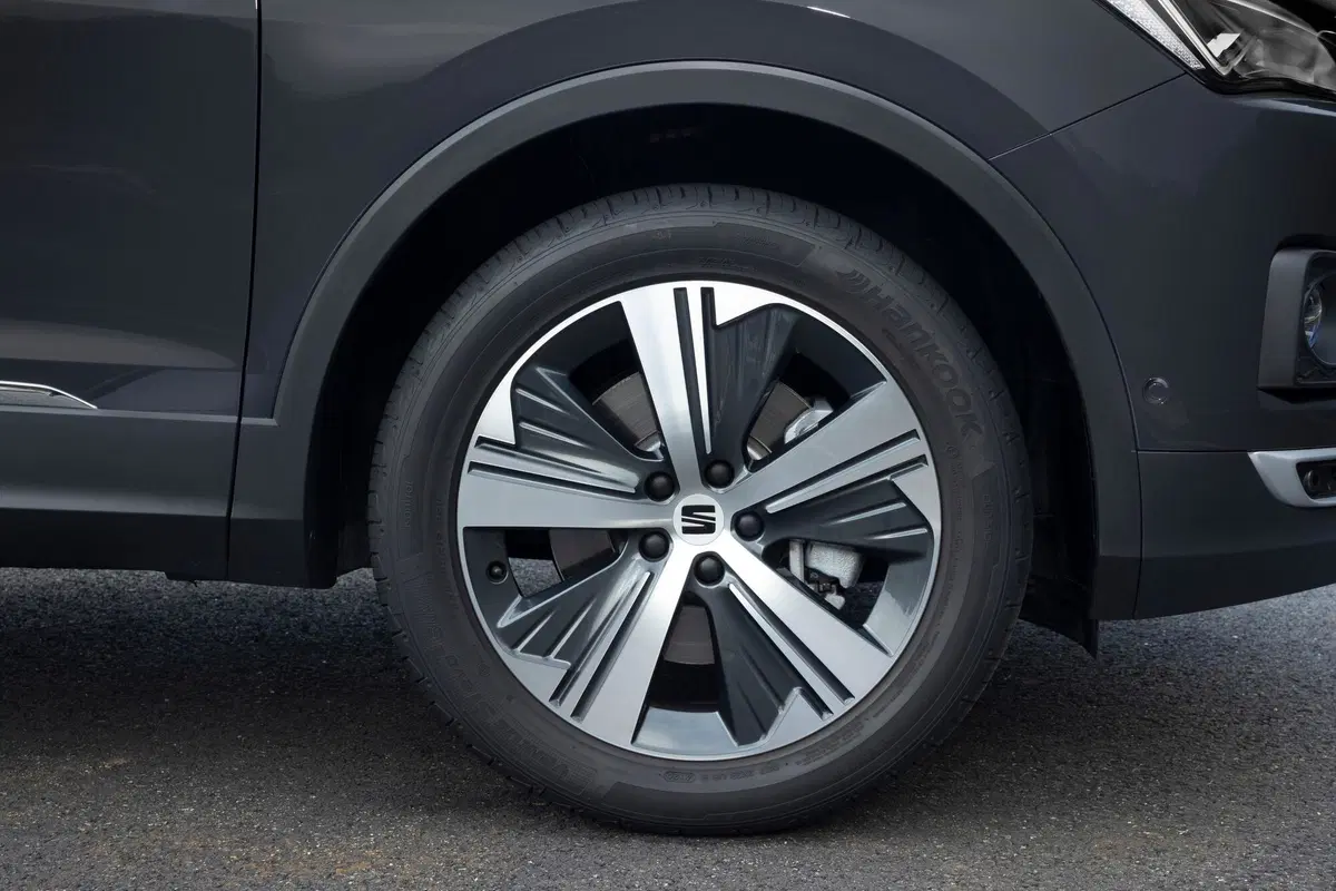 Nuovo Seat Tarraco PHEV (e-Hybrid): il SUV plug-in che non ti aspetti [245CV] (14)