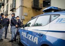 Pistoia, in dodici sull'auto. E il conducente esibisce una patente falsa