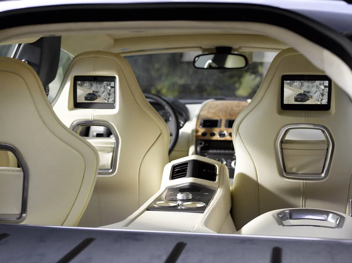 Aston Martin Rapide (2009-20) (12)