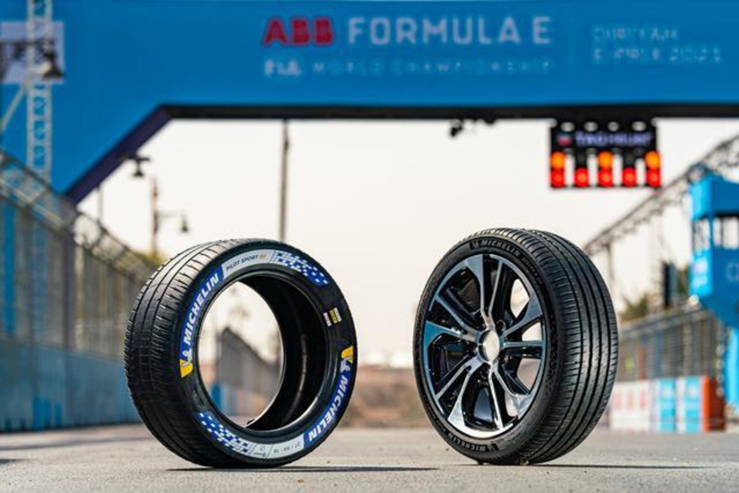 La nuova gommatura Michelin per le supercar e sportive elettriche: Pilot Sport EV