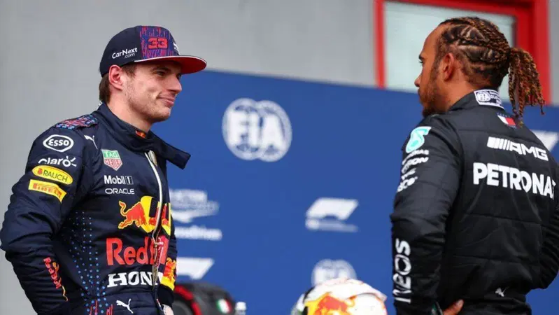 Formula 1, Hamilton: "Verstappen ha fame di vincere"